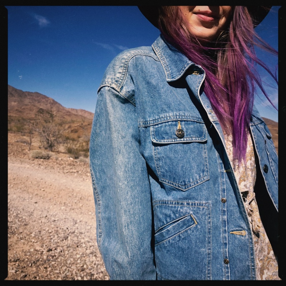 [SOLD] Vintage women’s oversized Jean denim jacket